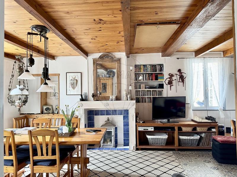 Maison - 159 m² - 5 pièces