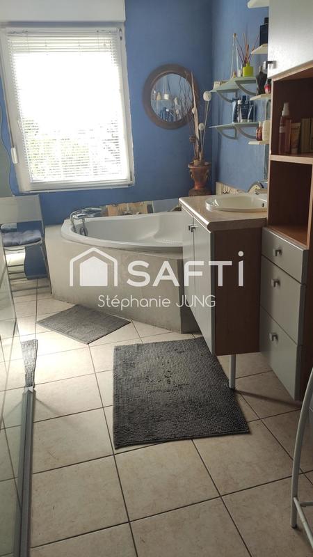 Maison - 183 m² - 8 pièces