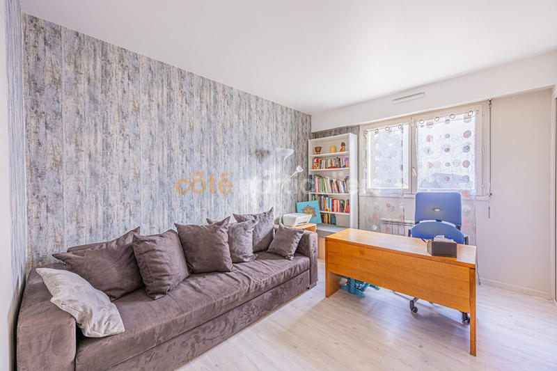 Maison - 95 m² - 5 pièces