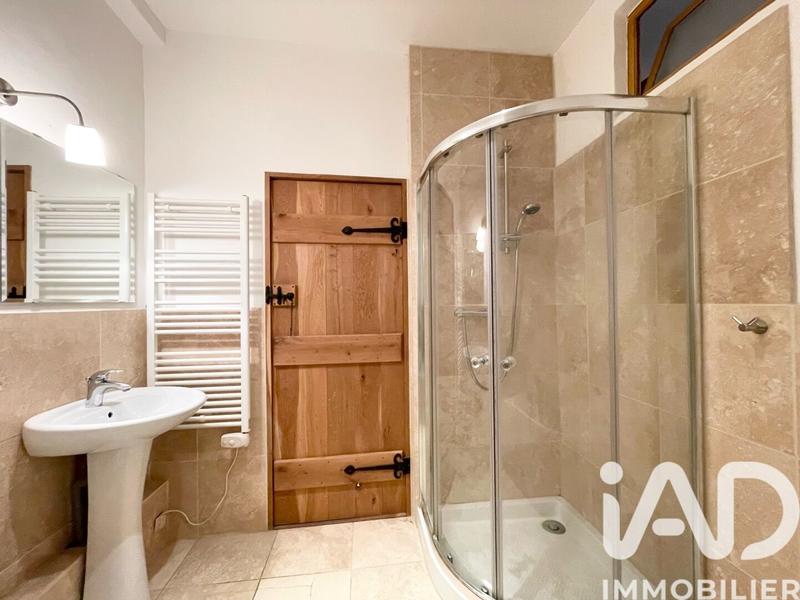 Maison - 205 m² - 7 pièces