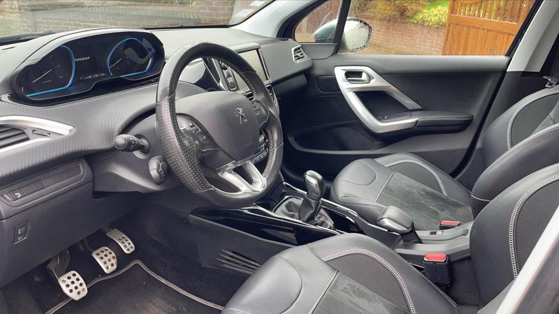 Peugeot 2008 1.5 Bluehdi 100 Crossway - Première main