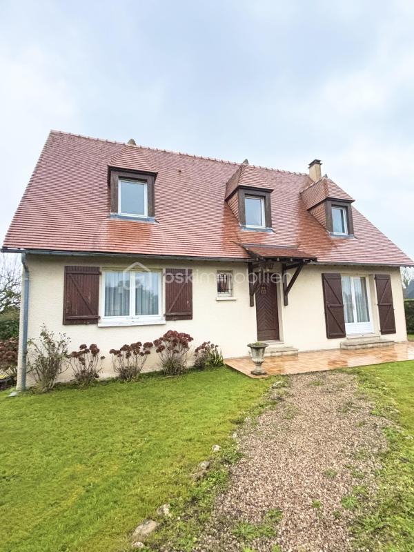 Maison ancienne - 148 m² - 3 pièces