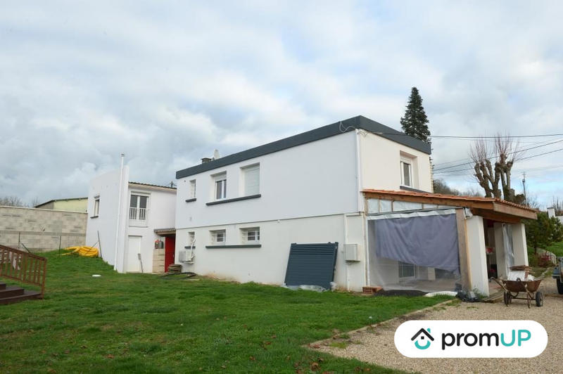 Maison contemporaine - 224 m² - 10 pièces