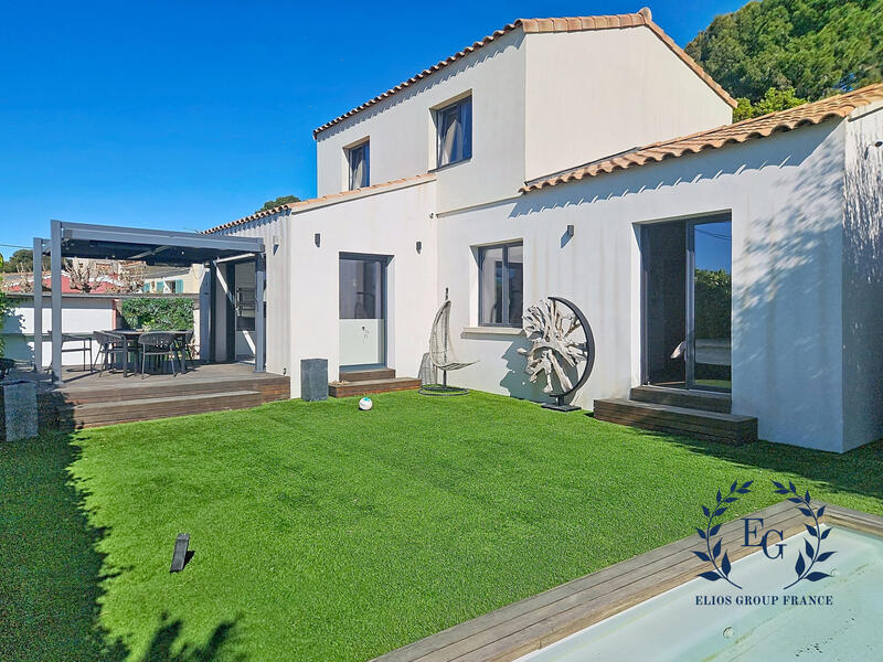 Maison - 152 m² - 6 pièces