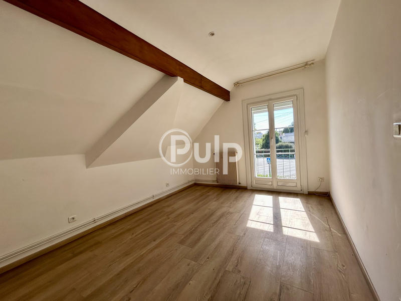 Maison - 94 m² - 6 pièces