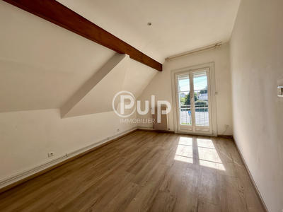 Maison - 94 m² - 6 pièces