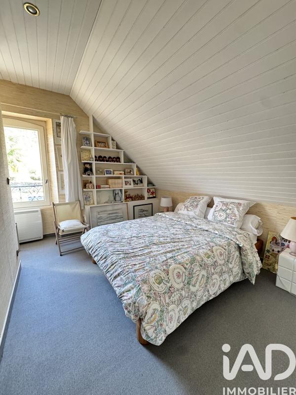 Maison - 198 m² - 5 pièces