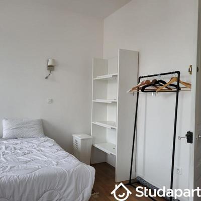 Chambre - 14 m² - 1 pièce