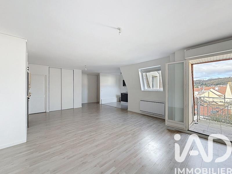 Appartement - 77 m² - 3 pièces