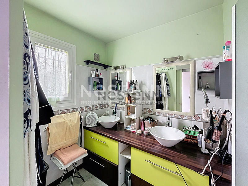 Maison - 99 m² - 4 pièces