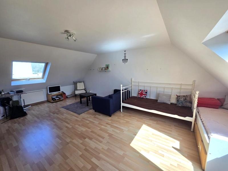 Maison contemporaine - 223 m² - 9 pièces