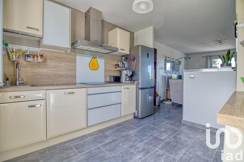 Maison - 92 m² - 5 pièces