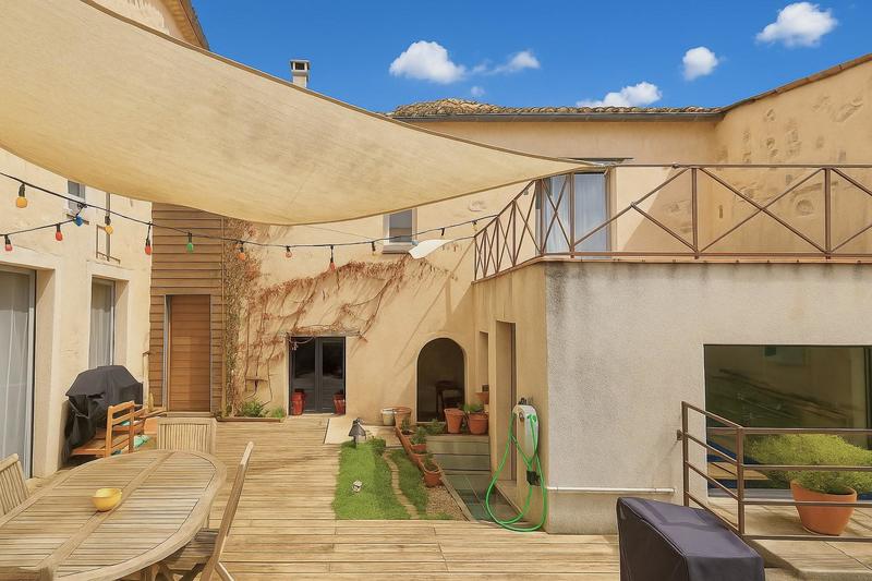 Maison de village - 220 m² - 10 pièces