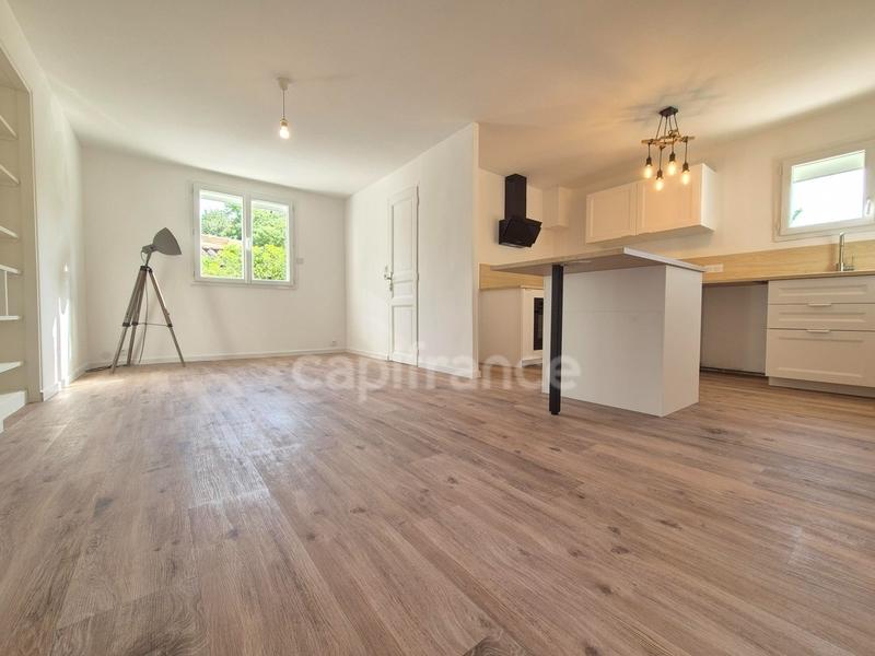 Maison - 91 m² - 3 pièces