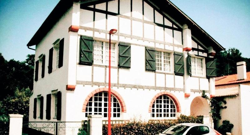 Maison - 187 m² - 8 pièces