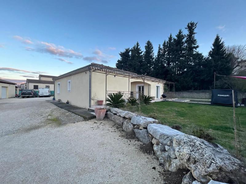 Maison - 190 m² - 2 pièces