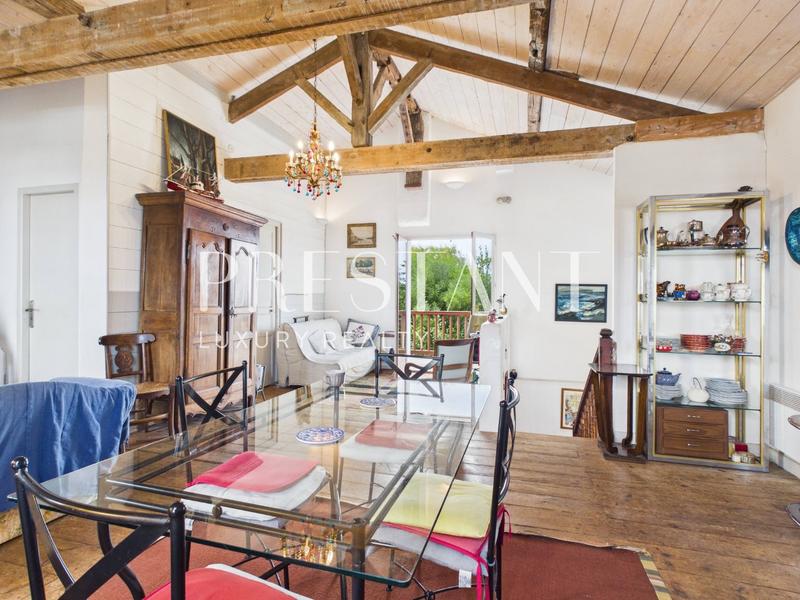 Maison - 106 m² - 5 pièces