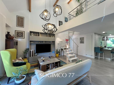 Duplex - 116 m² - 6 pièces