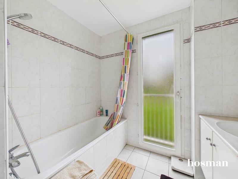 Appartement - 82 m² - 4 pièces