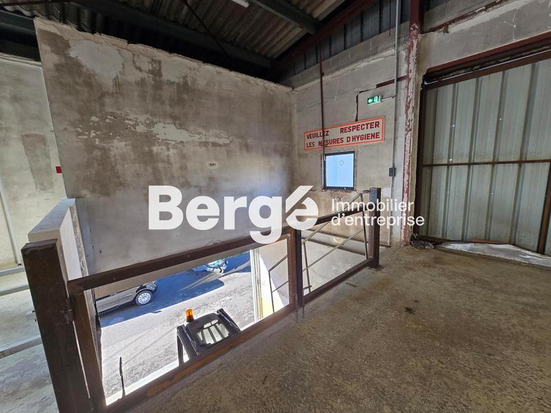 Entrepôt - 560 m²