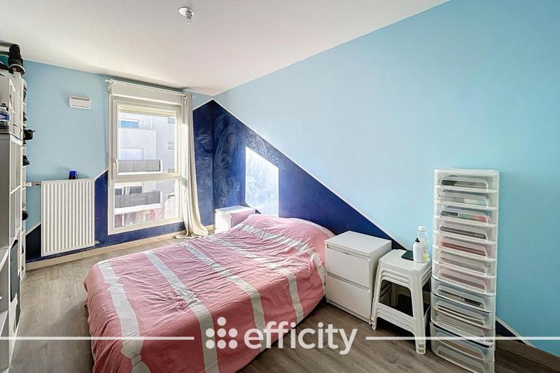 Appartement - 92 m² - 5 pièces