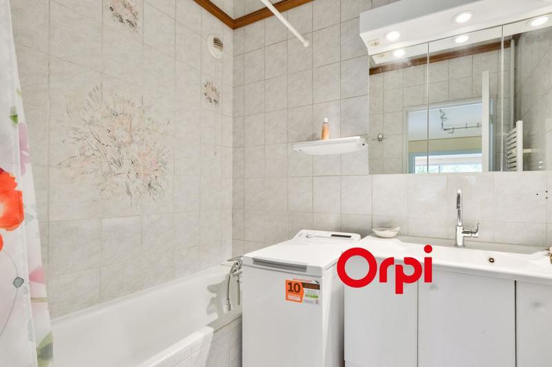 Appartement - 65 m² - 2 pièces