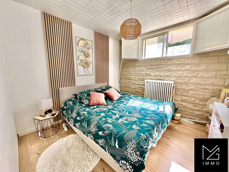 Appartement - 82 m² - 4 pièces