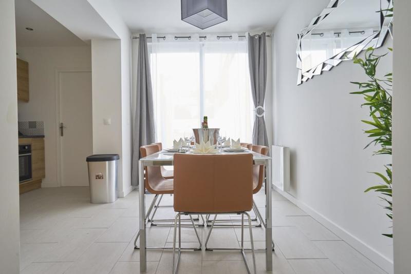 Maison - 119 m² - 7 pièces