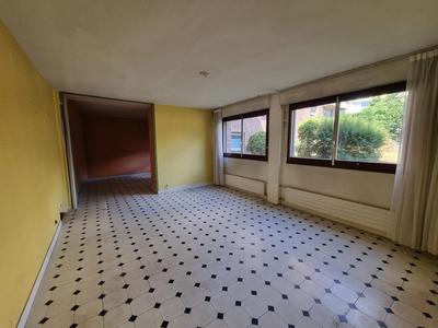 Appartement - 89 m² - 5 pièces