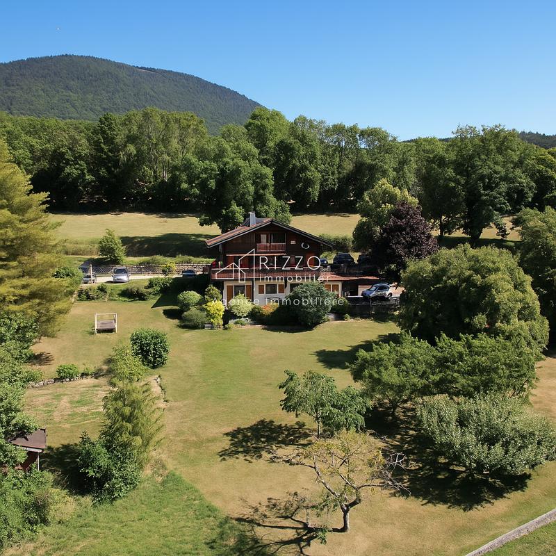 Maison - 145 m² - 5 pièces