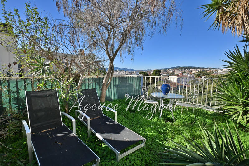 Appartement - 60 m² - 2 pièces