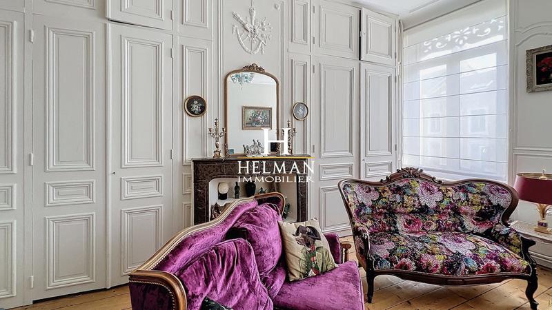 Maison - 231 m² - 8 pièces