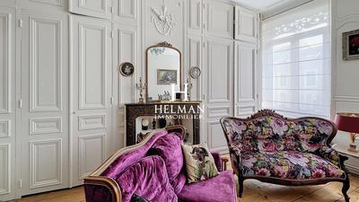 Maison - 231 m² - 8 pièces