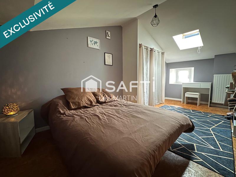 Maison - 207 m² - 9 pièces