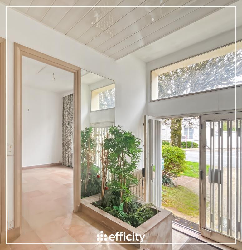 Maison bourgeoise - 261 m² - 13 pièces