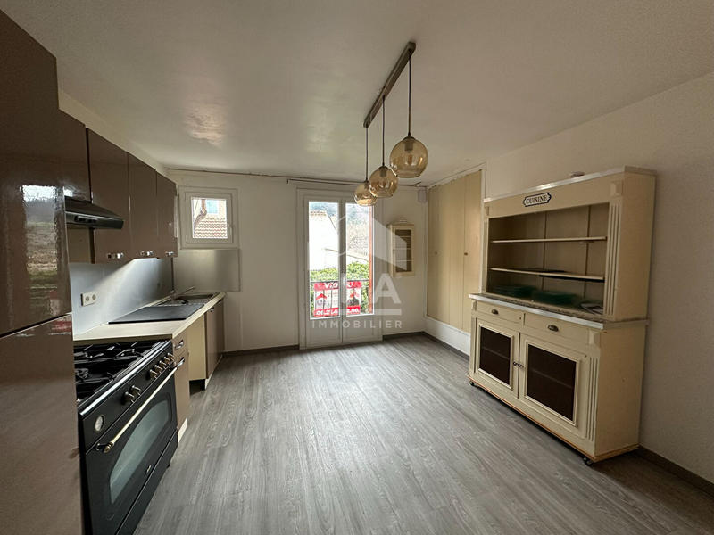 Maison - 82 m² - 3 pièces