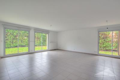 Maison - 152 m² - 6 pièces