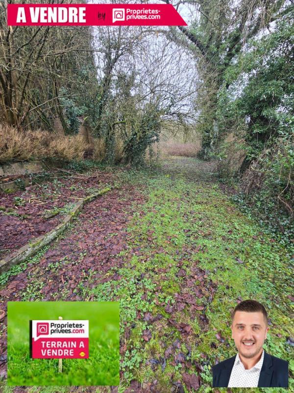 Terrain constructible - 1 594 m²