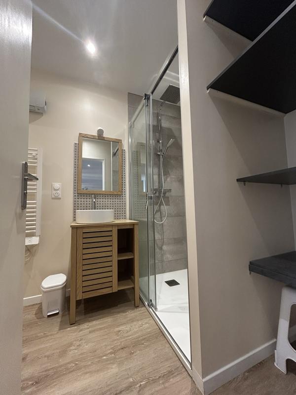 Appartement - 85 m² - 3 pièces