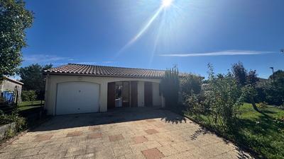 Maison - 90 m² - 4 pièces