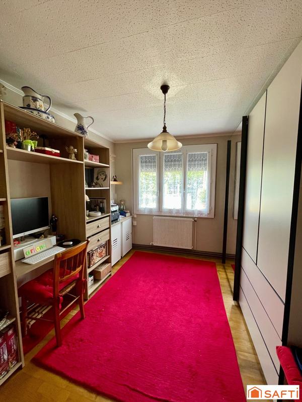 Maison - 110 m² - 6 pièces