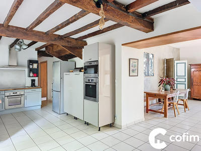 Maison - 343 m² - 10 pièces