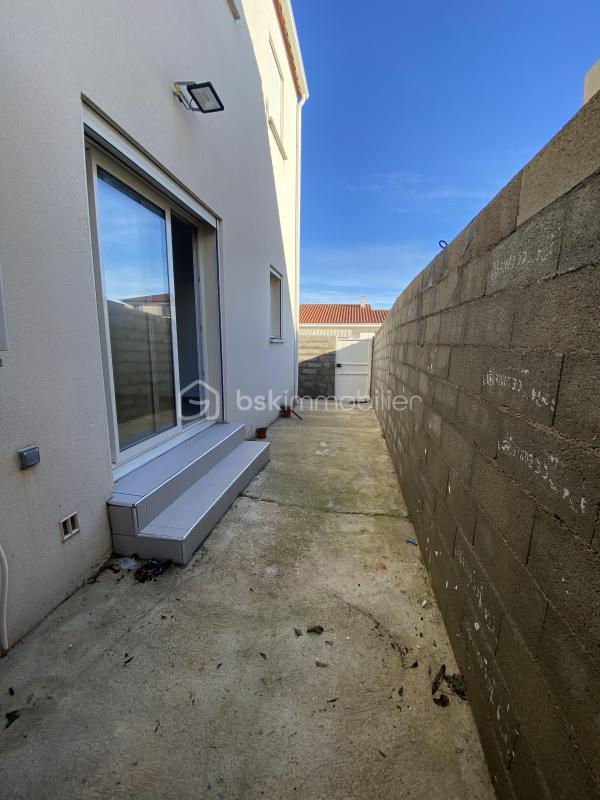 Maison traditionnelle - 102 m² - 5 pièces