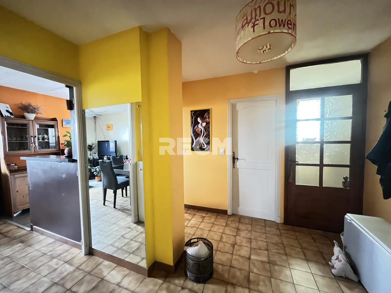 Maison - 180 m² - 7 pièces