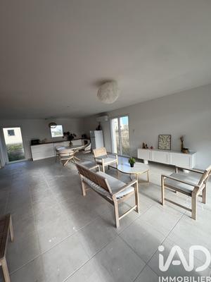 Maison - 89 m² - 4 pièces