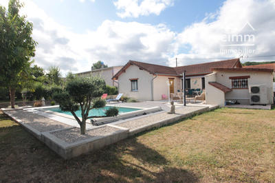 Villa - 140 m² - 4 pièces