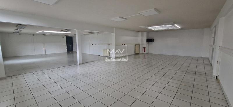 Bureau - 170 m² - 3 pièces