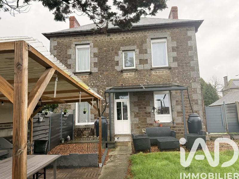 Maison - 102 m² - 6 pièces