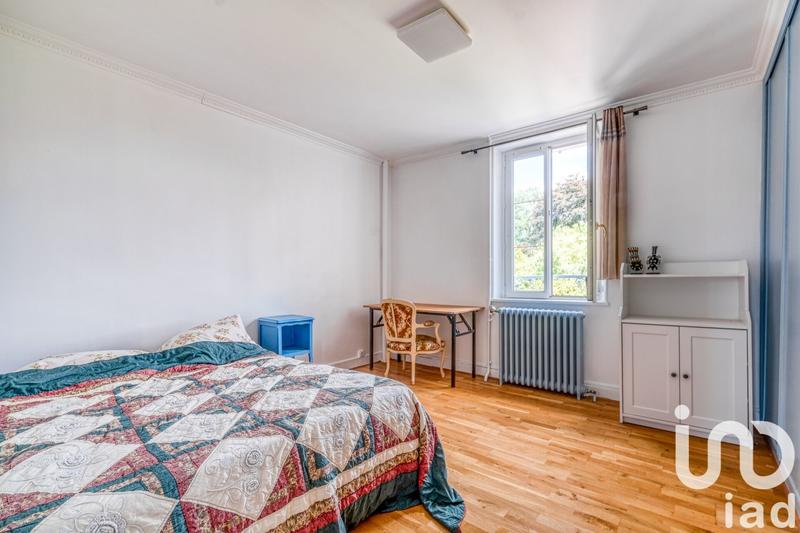 Maison - 200 m² - 8 pièces