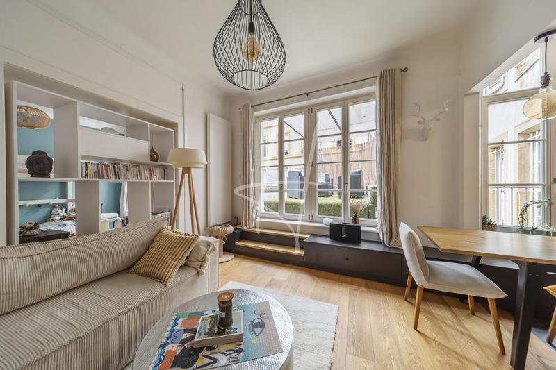 Appartement - 92 m² - 4 pièces